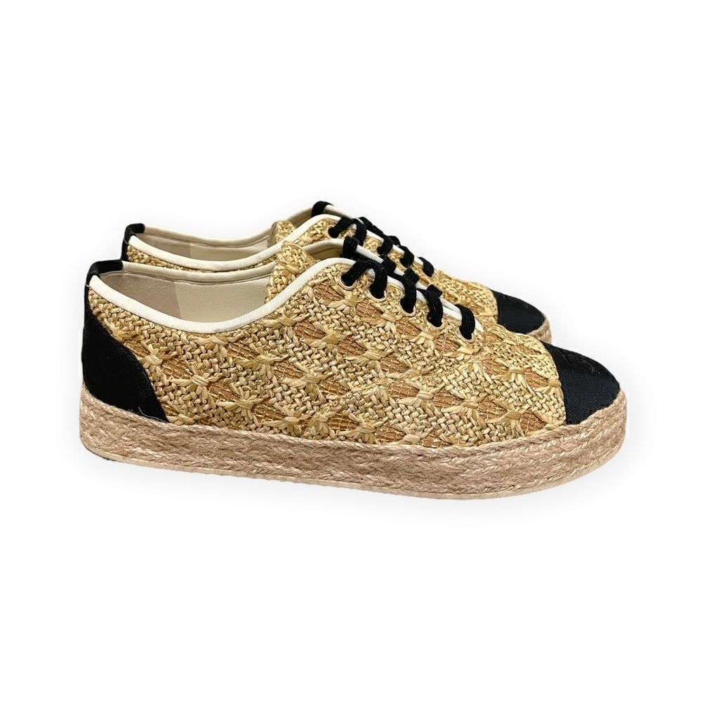 CHANEL 2019 Interlocking CC Logo Espadrille Sneakers
|Size: 8 | IT 38| - Picture 9 of 11